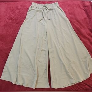 COPY - Wide leg, elastic waist band pants